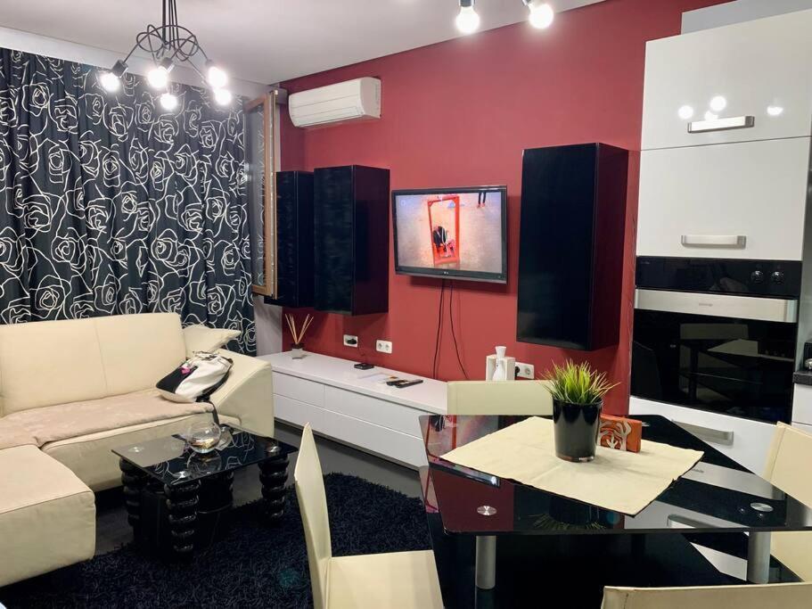 Lovely Sofia Apartment Katerina With Free Parking Εξωτερικό φωτογραφία